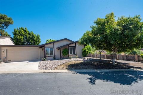 764 Nob Cir, Vista, CA 92084 photo 2