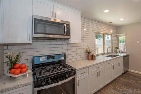 764 Nob Cir, Vista, CA 92084 photo 8