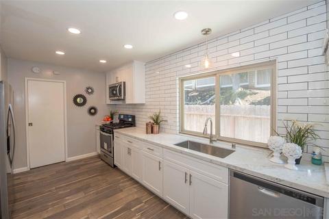 764 Nob Cir, Vista, CA 92084 photo 1