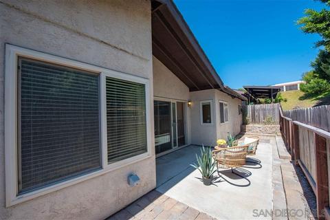 764 Nob Cir, Vista, CA 92084 photo 6