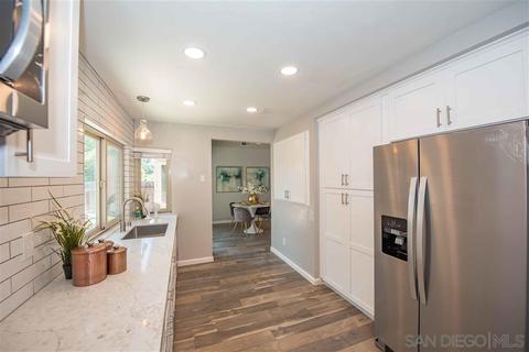 764 Nob Cir, Vista, CA 92084 photo 10