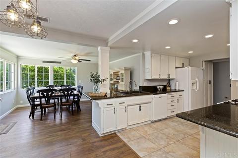 1165 Tower Dr, Vista, CA 92083 photo 7