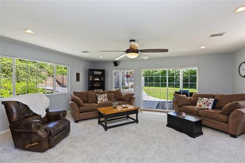 1165 Tower Dr, Vista, CA 92083 photo 13