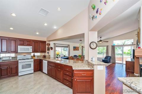 2332 Columbine Dr, Alpine, CA 91901 photo 5