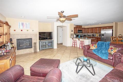1072 Eliot St, Oceanside, CA 92057 photo 8