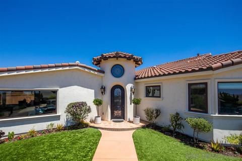 1325 Rodeo Dr, La Jolla, CA 92037 photo 2