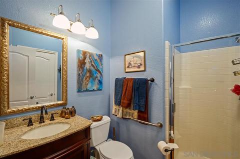 622 Sun Cir, Vista, CA 92081 photo 17