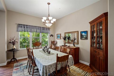 622 Sun Cir, Vista, CA 92081 photo 11