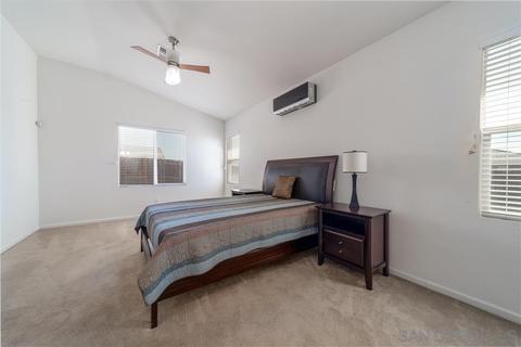 372 Countryside Dr, El Centro, CA 92243 photo 8