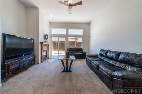 372 Countryside Dr, El Centro, CA 92243 photo 6