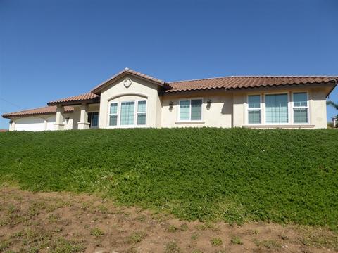 1003 La Rueda Dr, Vista, CA 92084 photo 1