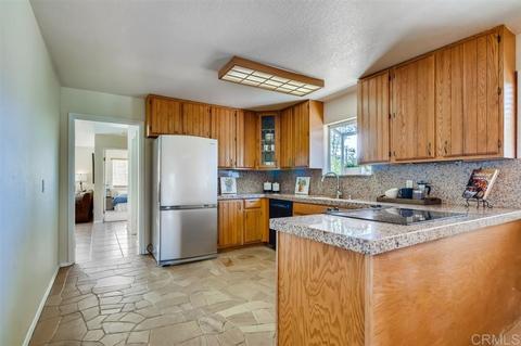 3215 Mount Whitney Rd, Escondido, CA 92029 photo 14