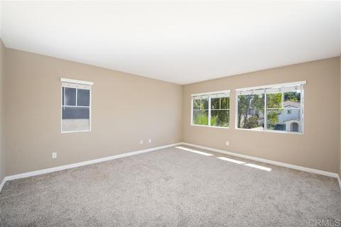 1075 Greenway Rd, Oceanside, CA 92057 photo 10