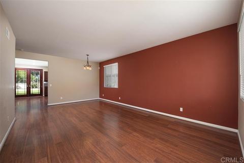 1075 Greenway Rd, Oceanside, CA 92057 photo 16