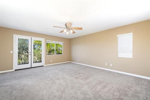 1075 Greenway Rd, Oceanside, CA 92057 photo 5