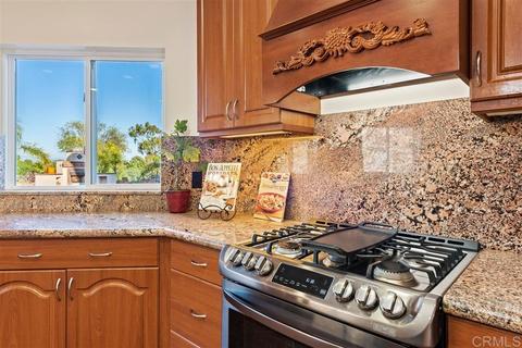 413 Bonita Valle, Fallbrook, CA 92028 photo 10