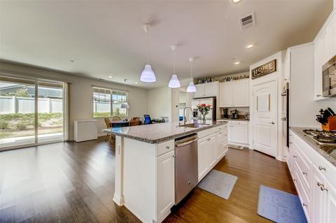 30436 Bristol Gate Ln, Menifee, CA 92584 photo 8