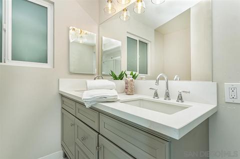 1345 Rodeo Dr, La Jolla, CA 92037 photo 17