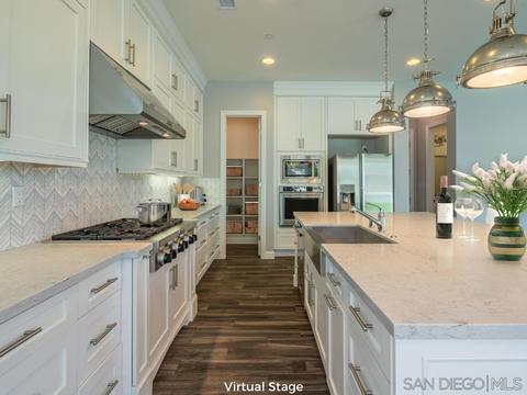 4814 Nelson Ct, Carlsbad, CA 92010 photo 3