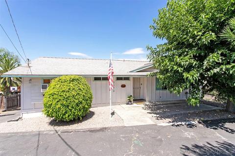1172 Phillips St, Vista, CA 92083 photo 2