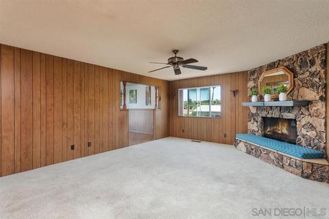 1172 Phillips St, Vista, CA 92083 photo 6