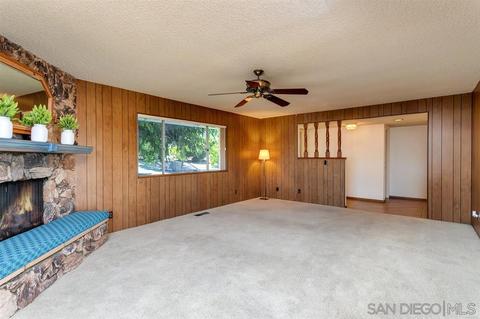 1172 Phillips St, Vista, CA 92083 photo 5
