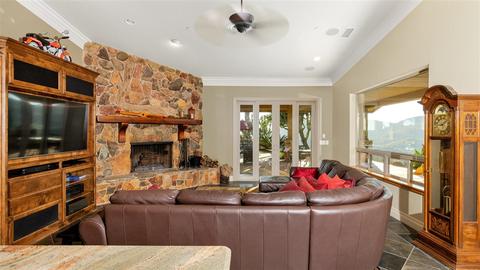 16866 Rio Maria Rd, Lakeside, CA 92040 photo 5