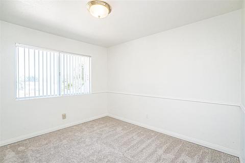 4010 James Dr, Carlsbad, CA 92008 photo 14