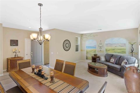 1045 Boulder Pl, Oceanside, CA 92057 photo 4