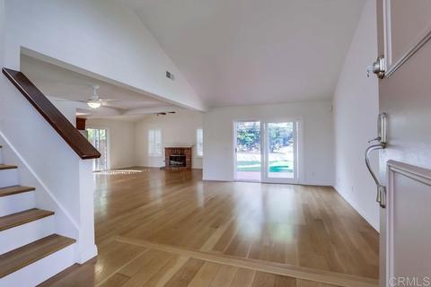 813 Applewilde Dr, San Marcos, CA 92078 photo 2