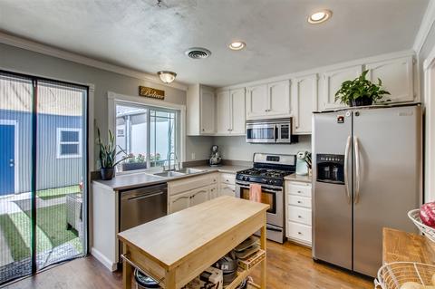 9405 Carlton Oaks Dr #B, Santee, CA 92071 photo 7