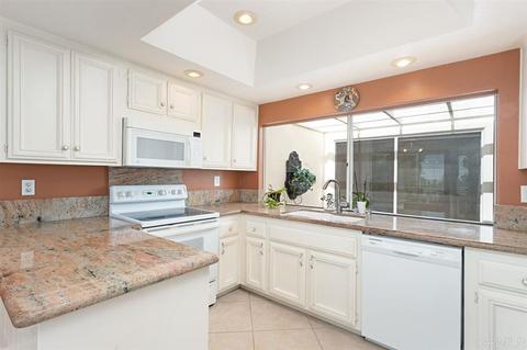 4560 Cordoba Way, Oceanside, CA 92056 photo 5