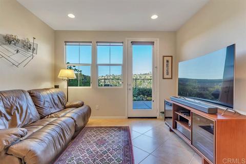 6984 Mercury Pl, Carlsbad, CA 92009 photo 5