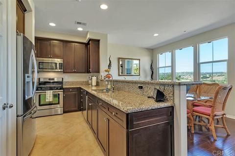 6984 Mercury Pl, Carlsbad, CA 92009 photo 9