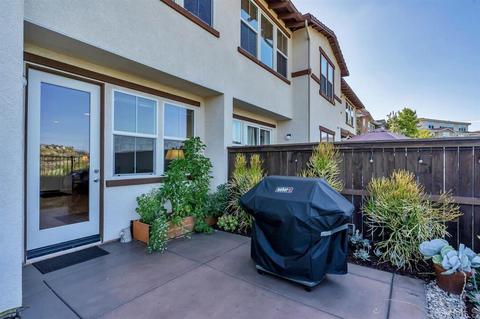 6984 Mercury Pl, Carlsbad, CA 92009 photo 24