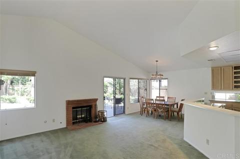 2679 Seacrest Ct, Vista, CA 92081 photo 15