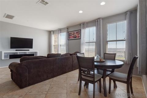 1411 Calabria, Santee, CA 92071 photo 2