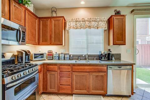431 Whitby Gln, Escondido, CA 92027 photo 12