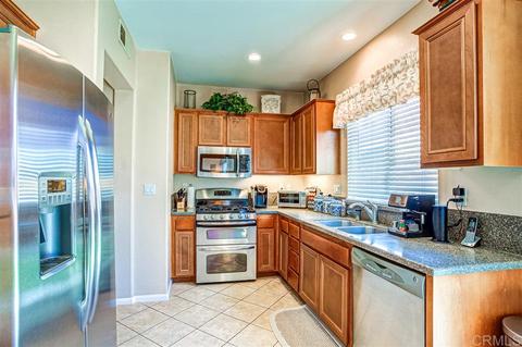 431 Whitby Gln, Escondido, CA 92027 photo 11