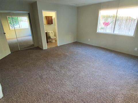 3891 Cameo Dr, Oceanside, CA 92056 photo 14