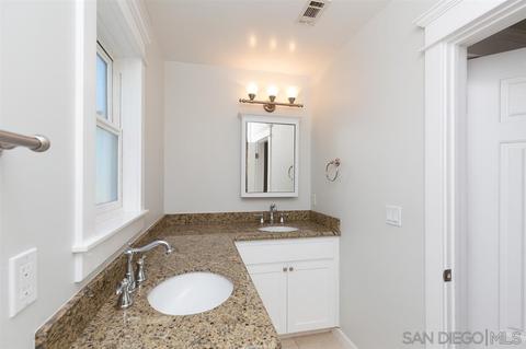 271 D Ave, Coronado, CA 92118 photo 13