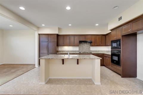 1177 Breakaway Dr, Oceanside, CA 92057 photo 8