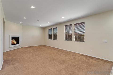 1177 Breakaway Dr, Oceanside, CA 92057 photo 4
