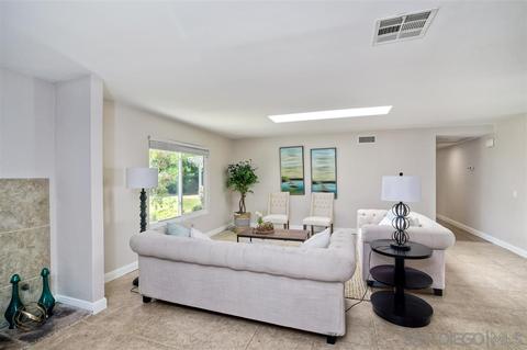 13967 Chancellor, Poway, CA 92064 photo 5