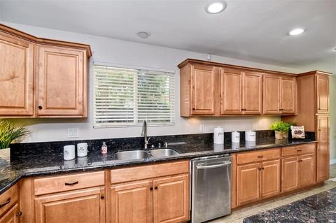 13967 Chancellor, Poway, CA 92064 photo 9