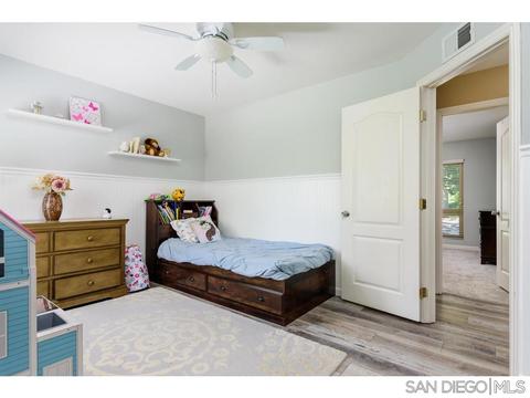 219 Eveningside Gln, Escondido, CA 92026 photo 17
