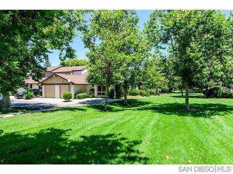 219 Eveningside Gln, Escondido, CA 92026 photo 1
