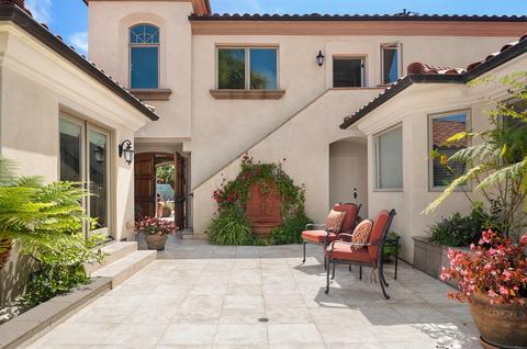 7740 Whitefield Pl, La Jolla, CA 92037 photo 3