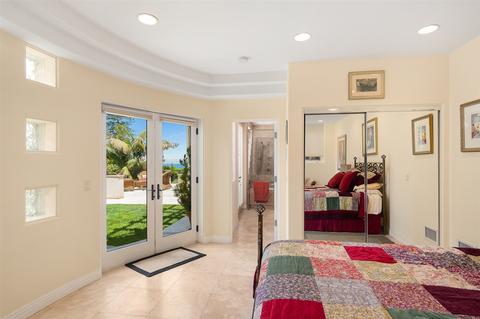 7740 Whitefield Pl, La Jolla, CA 92037 photo 17