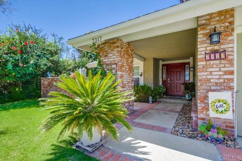 7317 Esfera St, Carlsbad, CA 92009 photo 3